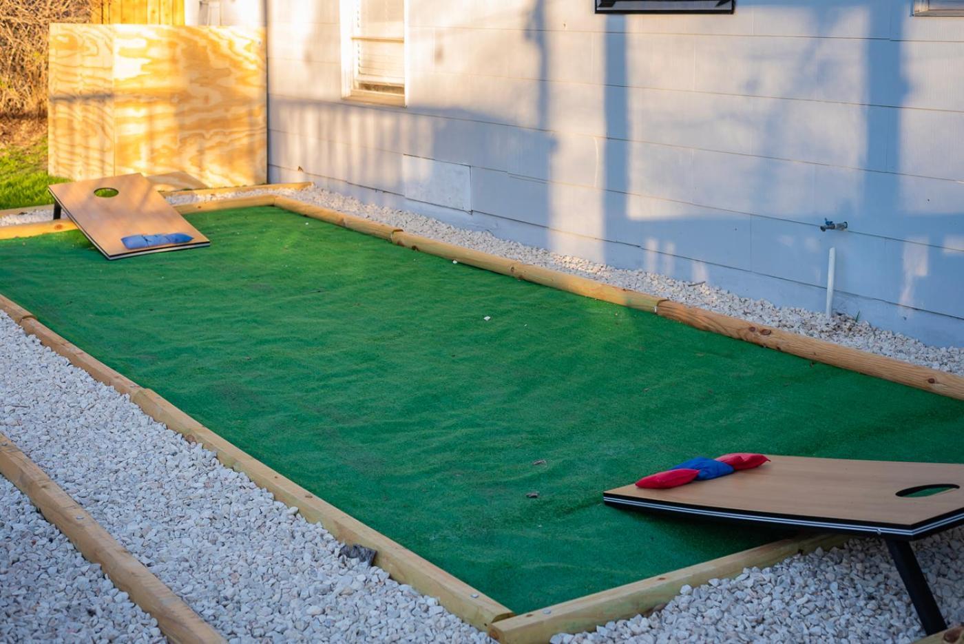 Game Room, Pool & Fire Pit At The Medical Center San Antonio Dış mekan fotoğraf