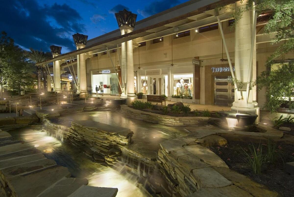 Game Room, Pool & Fire Pit At The Medical Center San Antonio Dış mekan fotoğraf